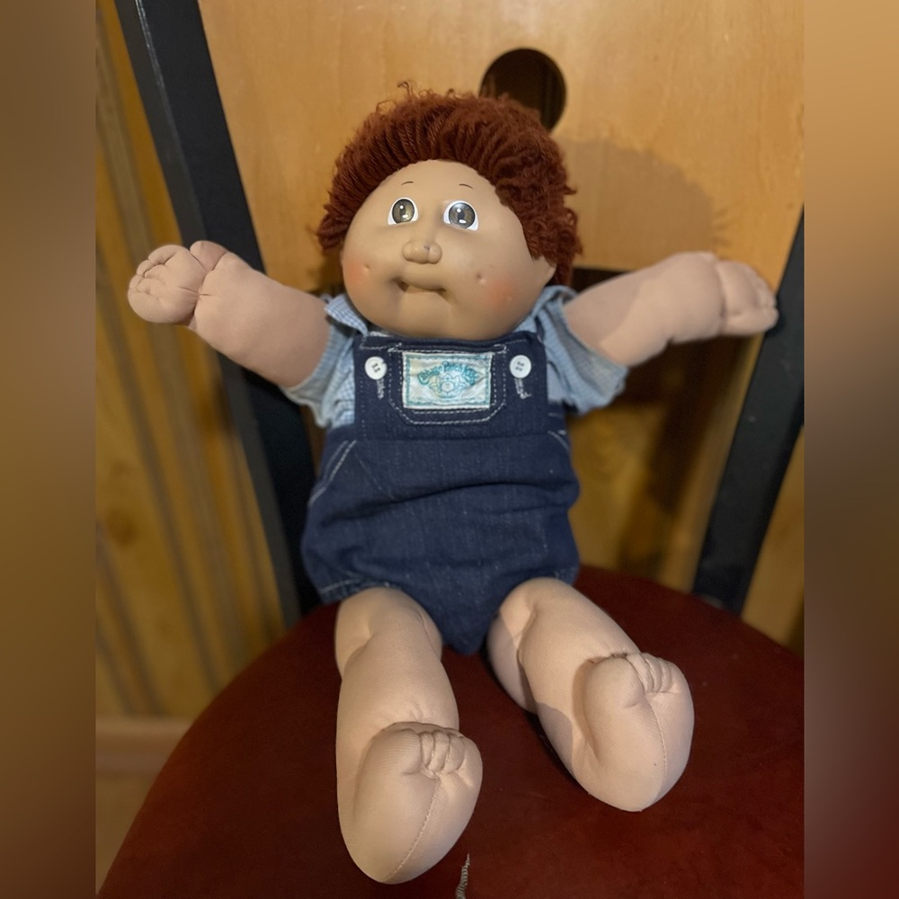Vintage 1983 Cabbage Patch Kid Doll Original collectible nostalgia toy unisex